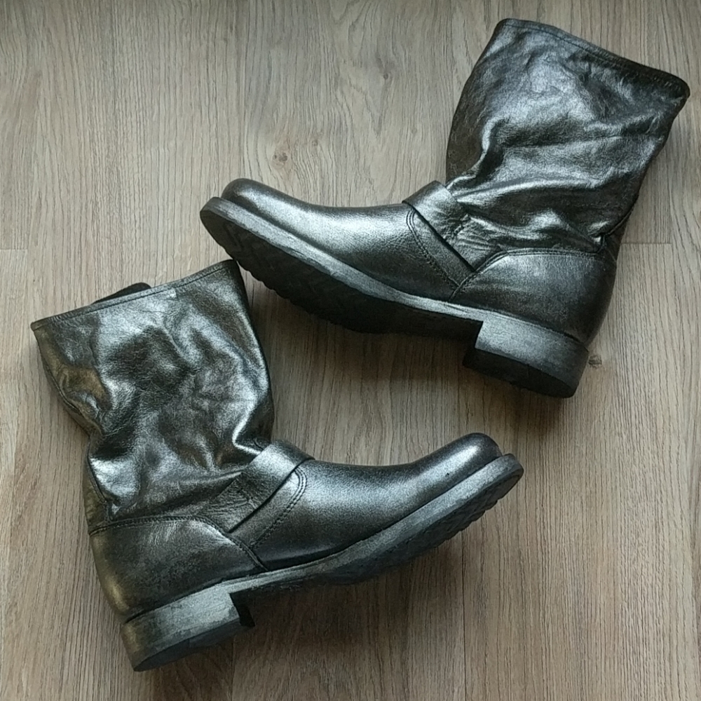 Frye Veronica Short Slouch Boots Metallic Black - Picture 5 of 8